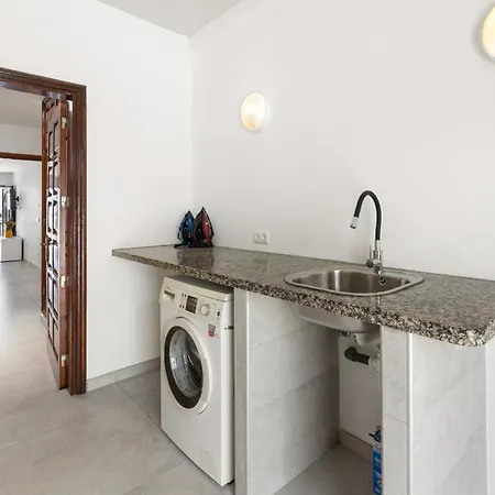 Casahost Bastian 17 Ferienhaus Costa Teguise